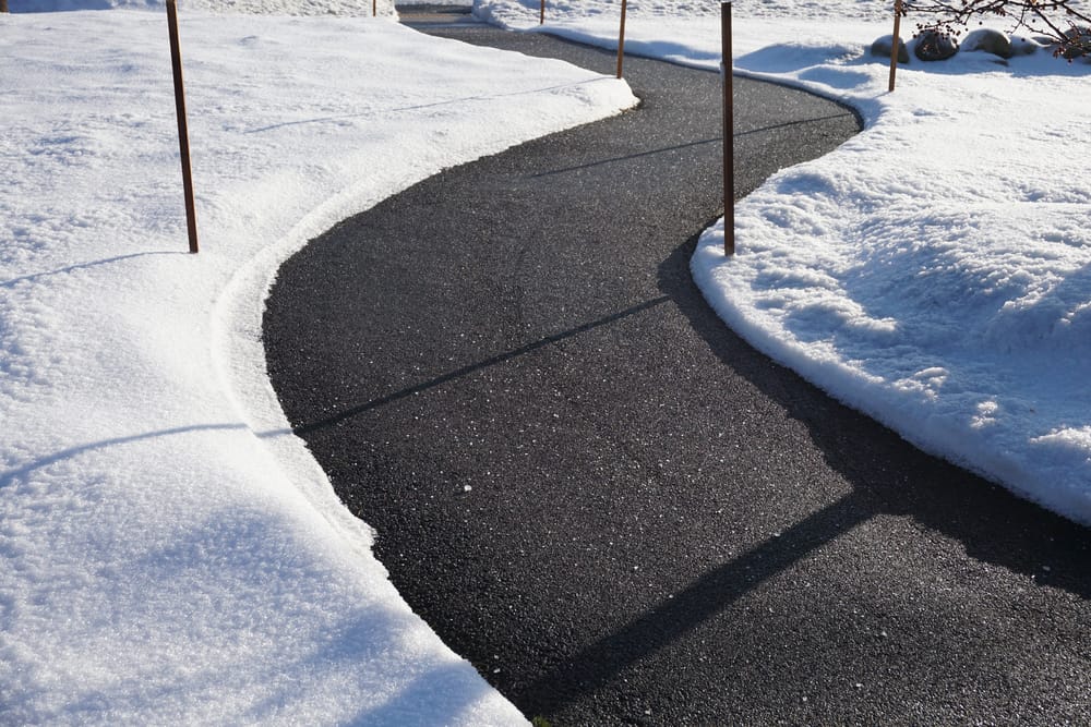 The Top Benefits of Professional Snow Removal Services for Residential Properties in Oak Lawn, Orland Park, and Lemont, Illinois
